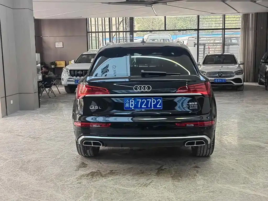Audi Q5L 2022 из CN, фото 3
