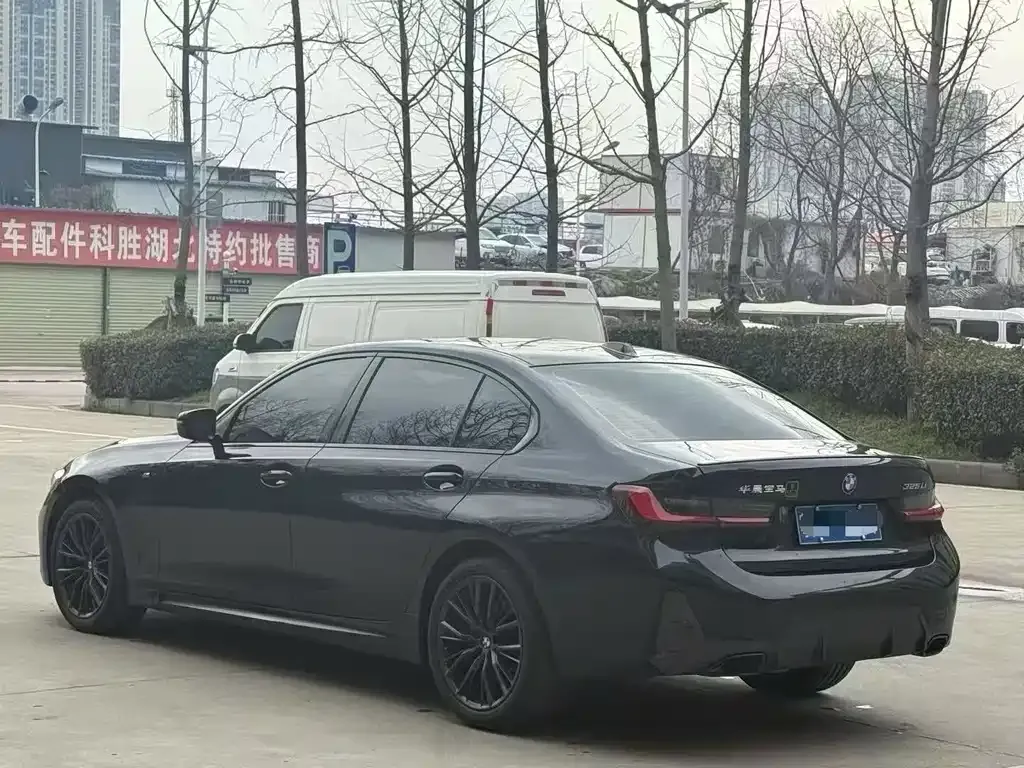 BMW 3 Series 2023 из CN, фото 4
