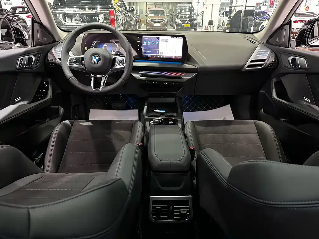 BMW 2 Series 2026 из CN, фото 9