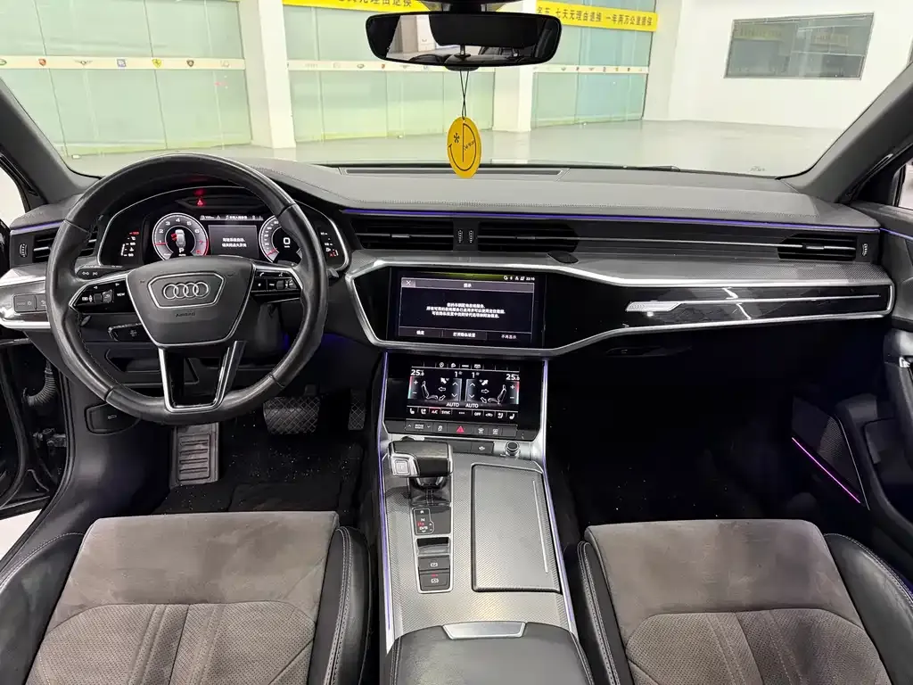 Audi A6L 2022 из CN, фото 7