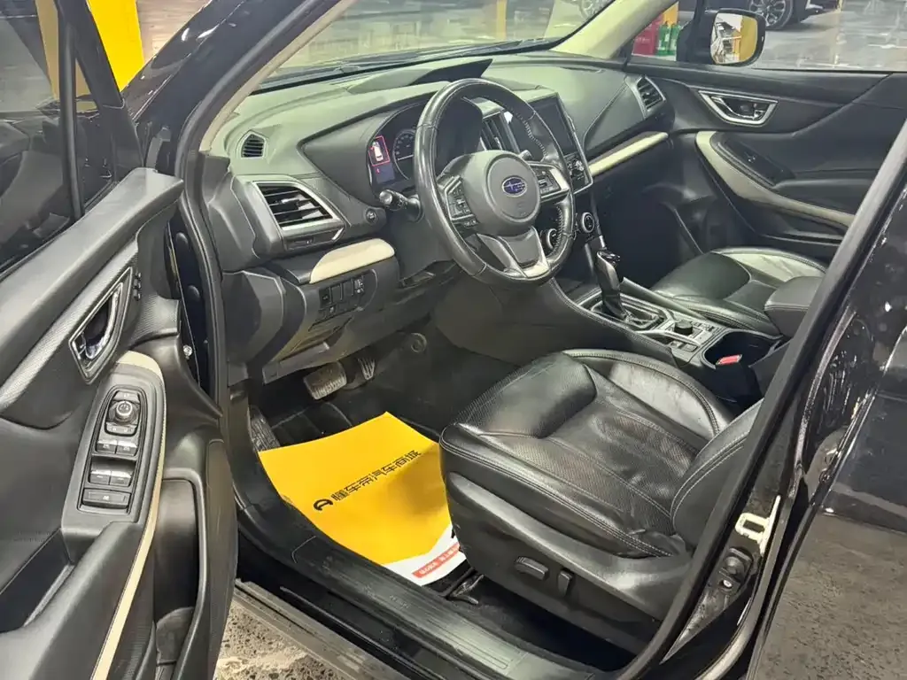 Subaru Forester 2022 из CN, фото 5
