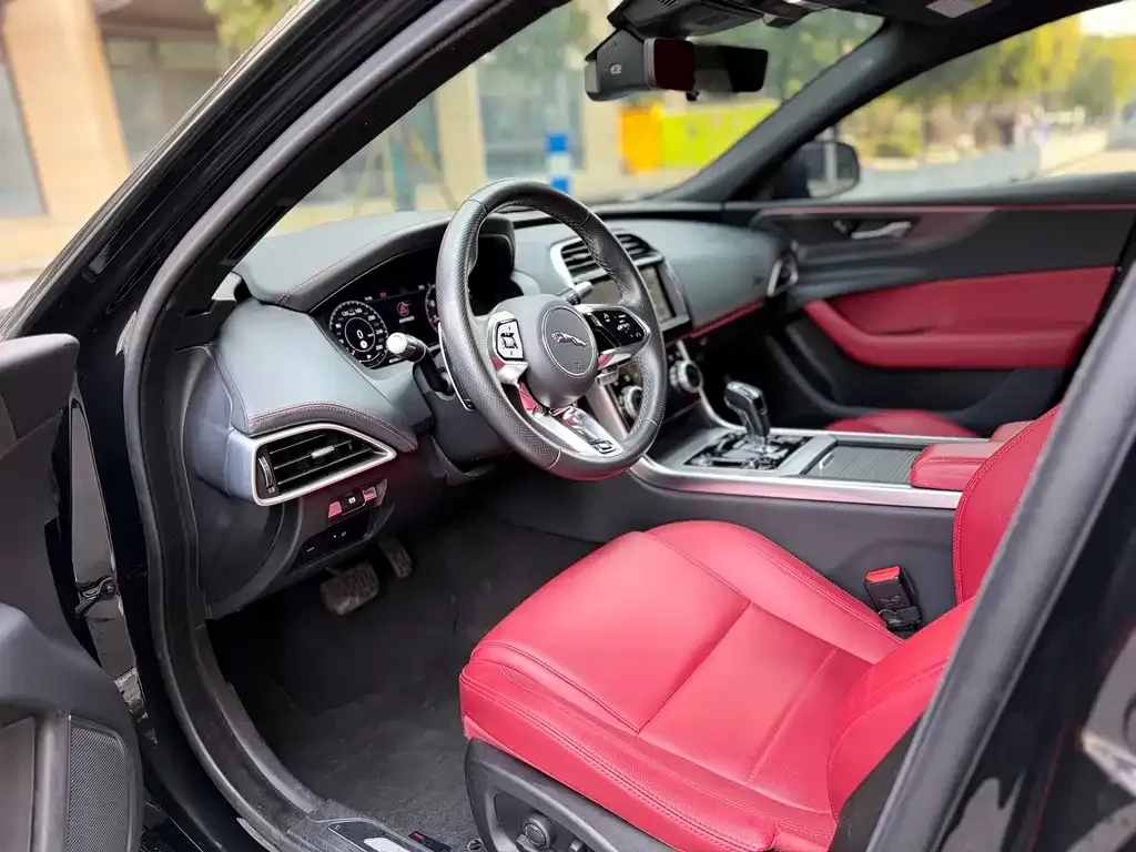 Jaguar XEL 2021 из CN, фото 4