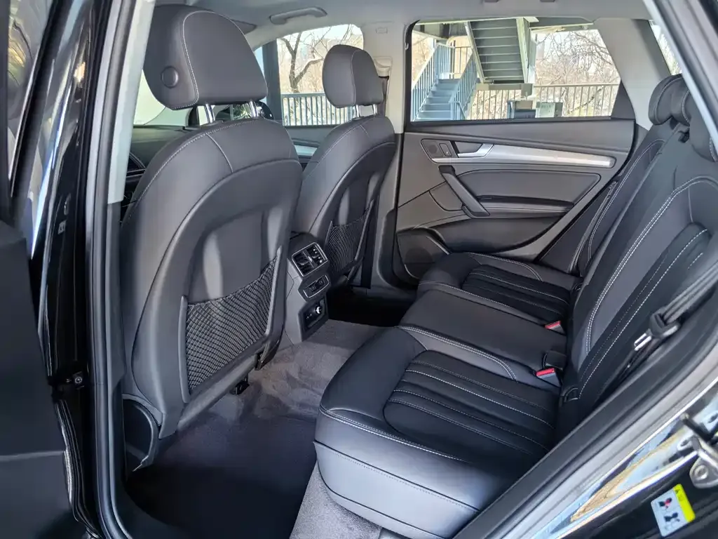 Audi Q5L 2023 из CN, фото 5