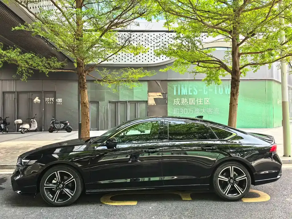 Honda Inspire 2023 из CN, фото 5