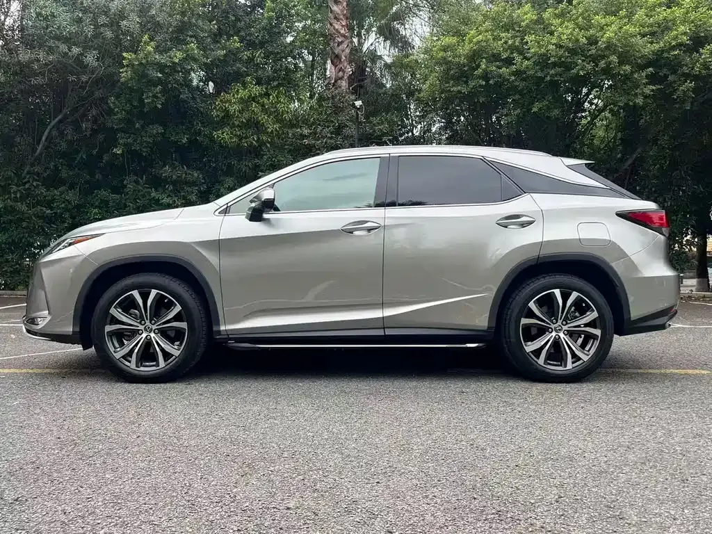 Lexus RX — фото 6
