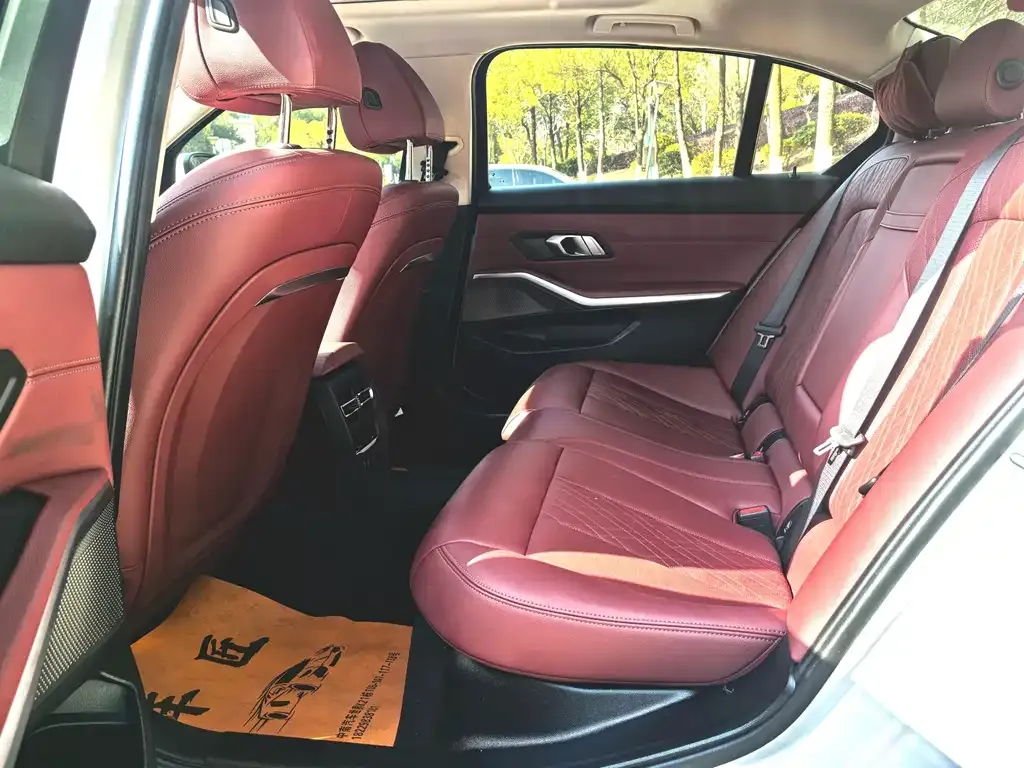 BMW 3 Series 2023 из CN, фото 4