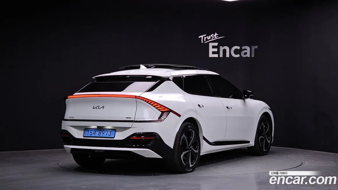 Kia EV6 — фото 4