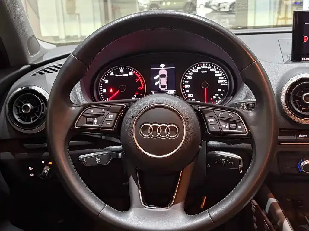 Audi A3 — фото 7