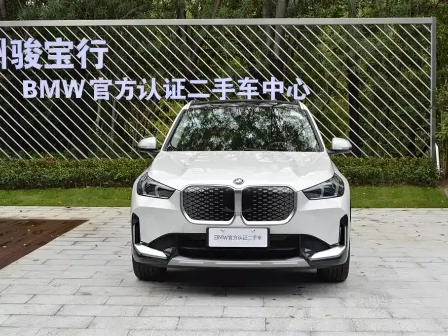 BMW iX1 2024 из CN, фото 7