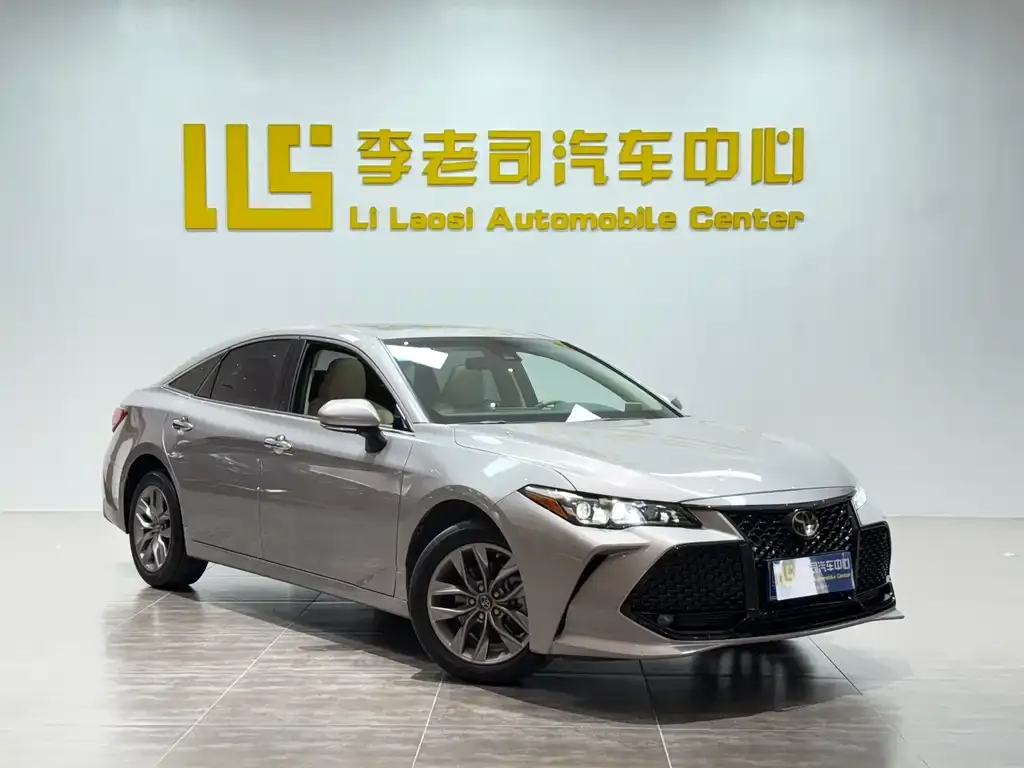 Toyota Avalon 2021 из CN, фото 8