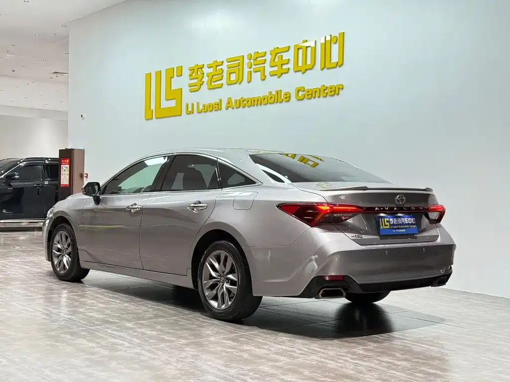 Toyota Avalon 2021 из CN, фото 6
