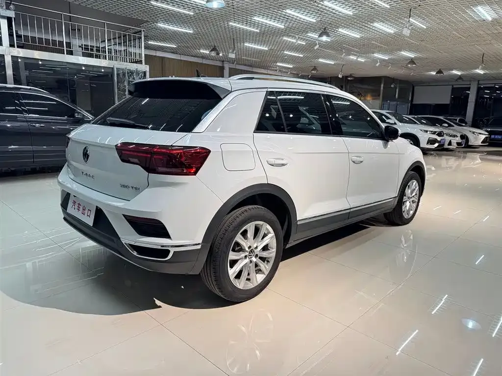 Volkswagen T-Roc 2023 из CN, фото 10