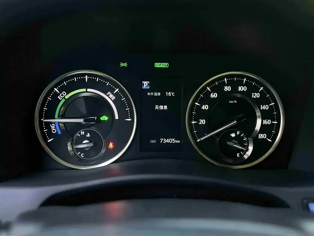 Toyota Alphard 2021 из CN, фото 2