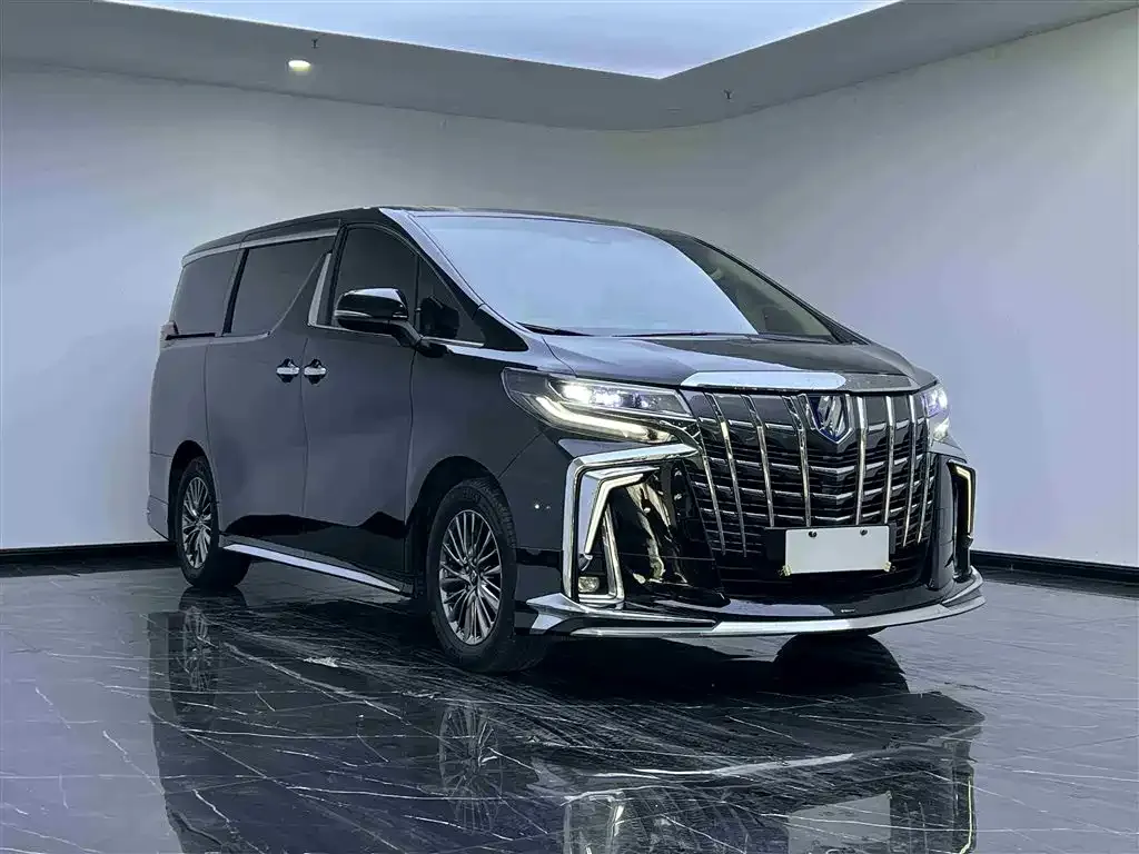 Toyota Alphard 2021 из CN, фото 9