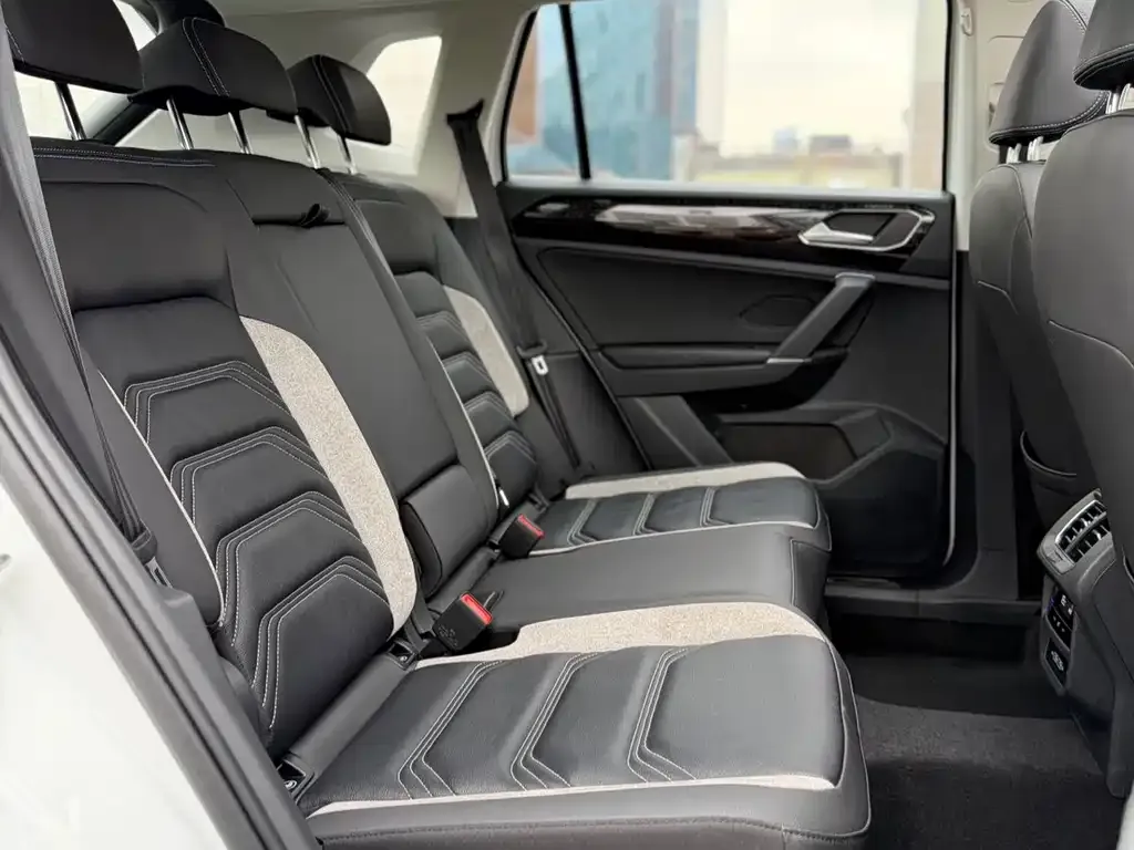 Volkswagen Tayron GTE PHEV 2022 из CN, фото 7