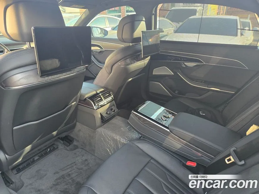 Audi A8 2023 из KR, фото 8