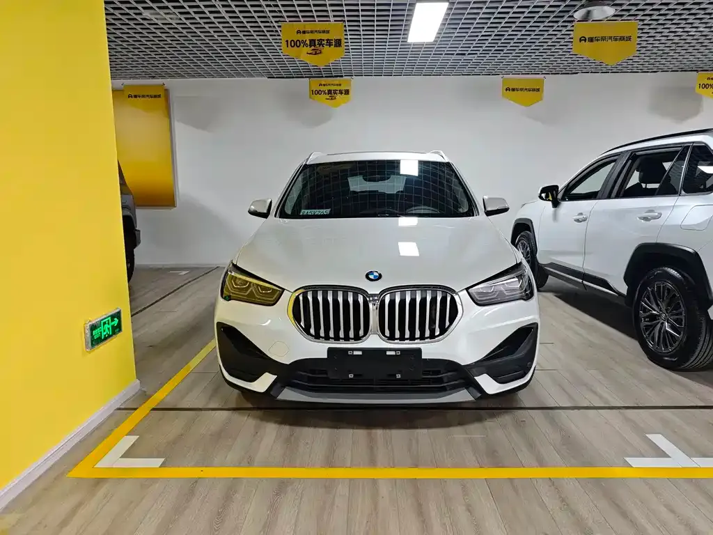 BMW X1 2022 из CN, фото 8