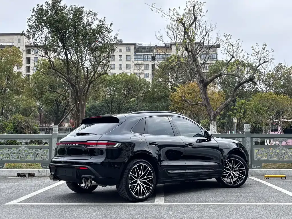 Porsche Macan — фото 10