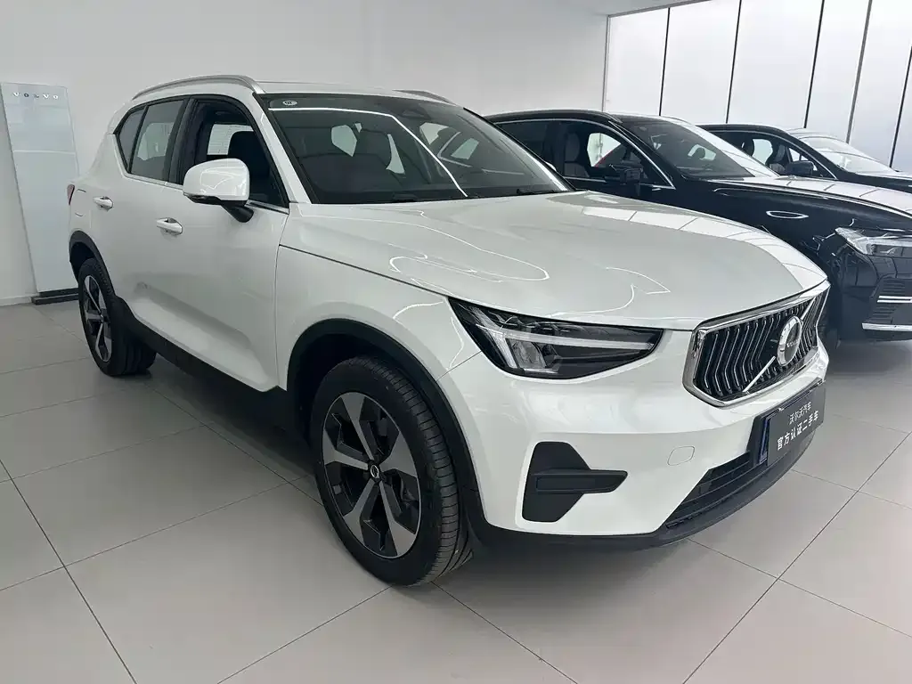 Volvo XC40 2024 из CN, фото 4