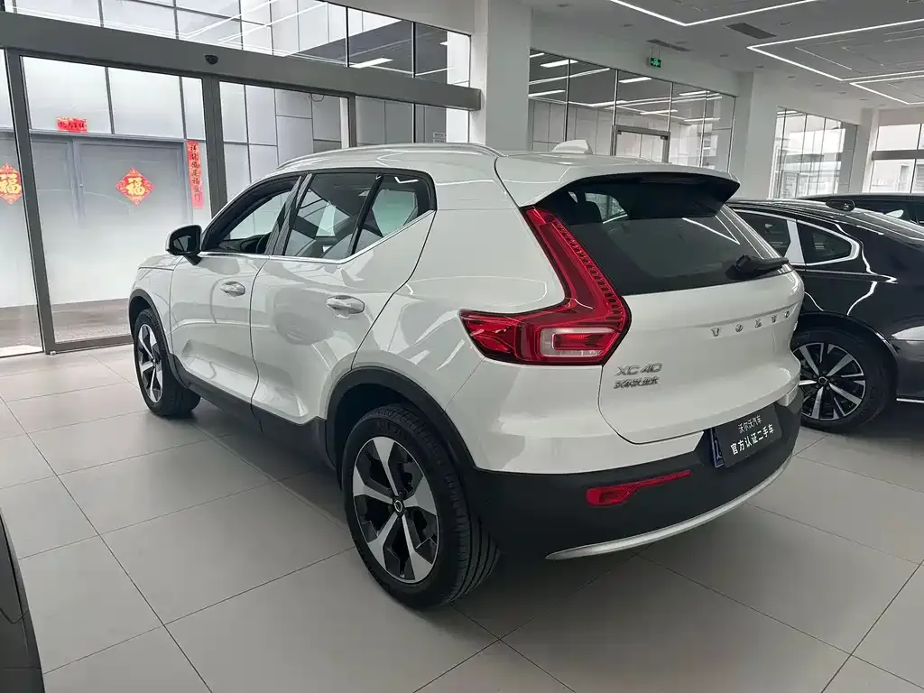 Volvo XC40 2024 из CN, фото 10