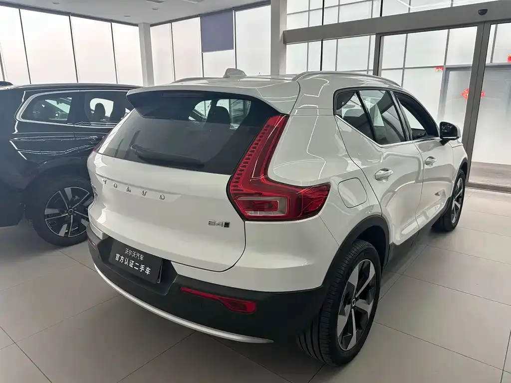 Volvo XC40 2024 из CN, фото 7