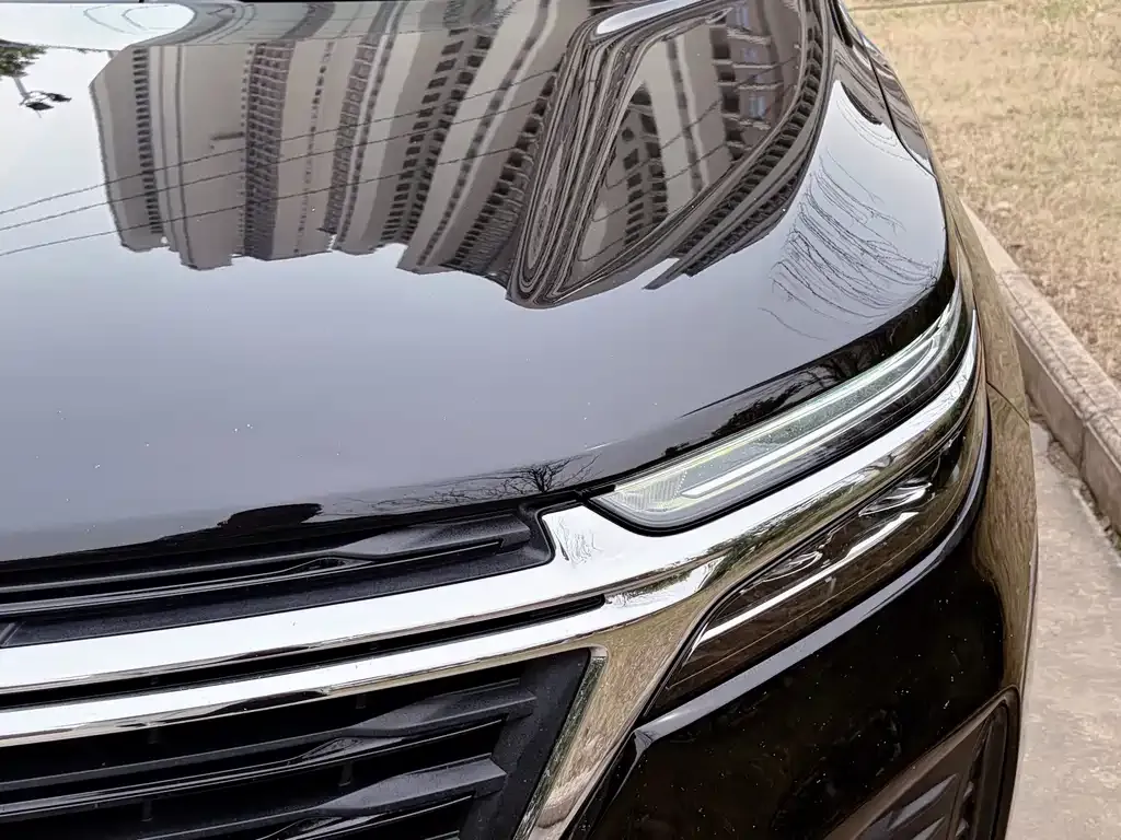 Chevrolet Equinox 2023 из CN, фото 2