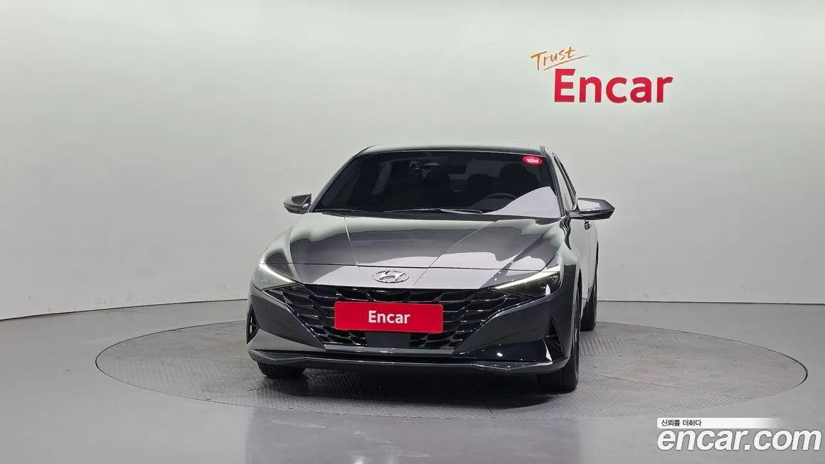 Hyundai AVANTE 2023 из KR, фото 2