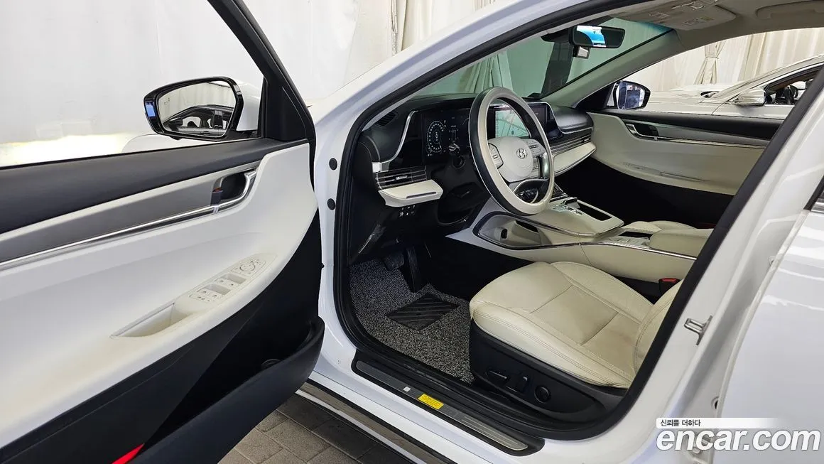 Hyundai Grandeur 2023 из KR, фото 8