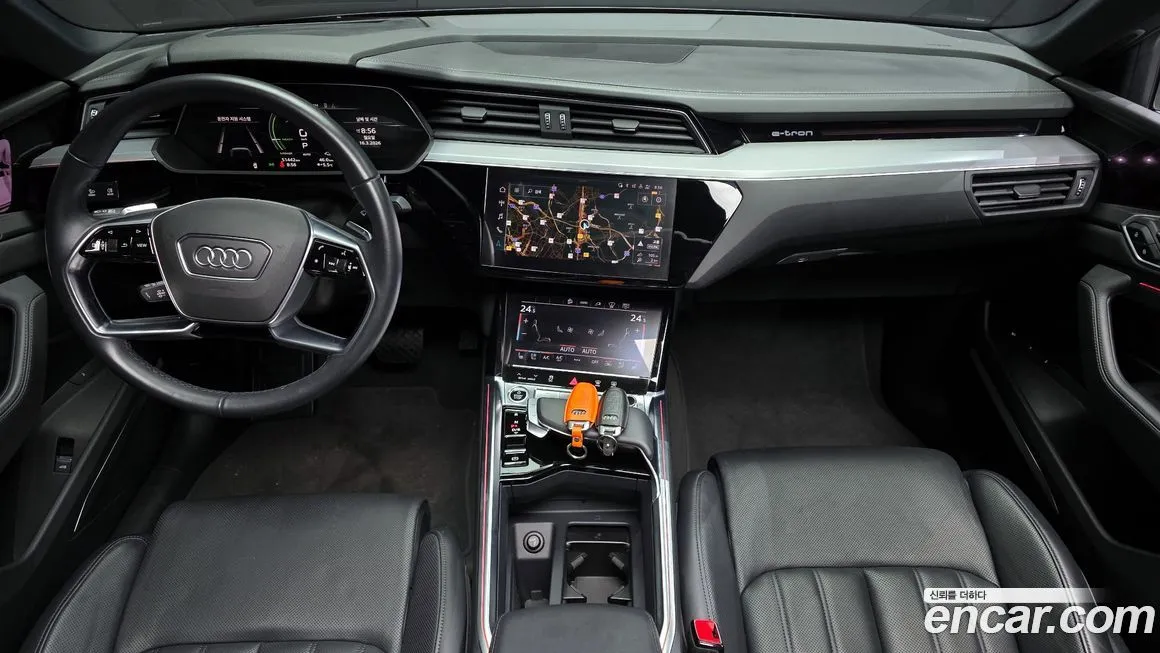 Audi e-tron 2022 из KR, фото 7
