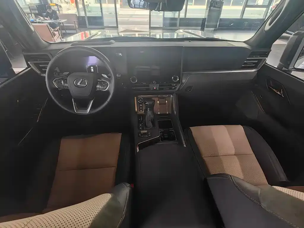 Lexus GX 2026 из CN, фото 7