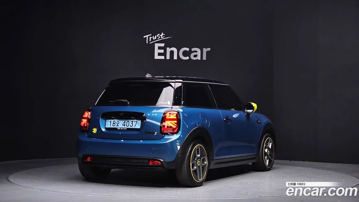 Mini Cooper 2024 из KR, фото 3