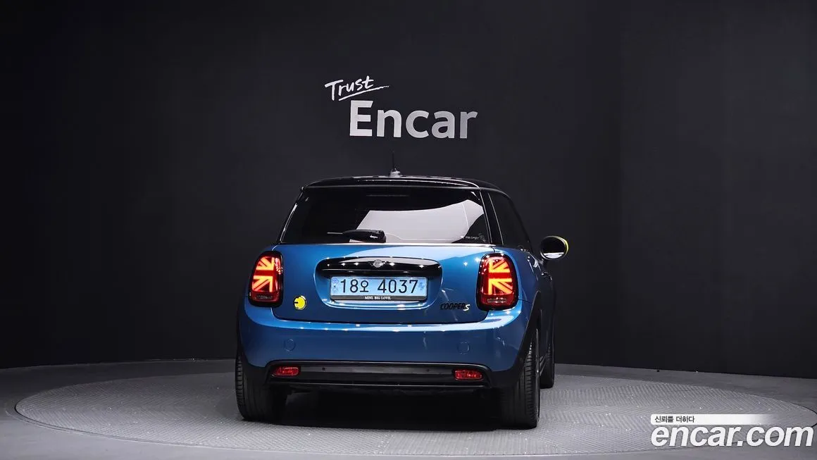 Mini Cooper 2024 из KR, фото 2
