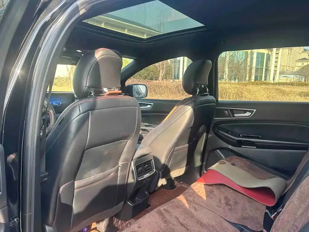 Ford Edge 2021 из CN, фото 2