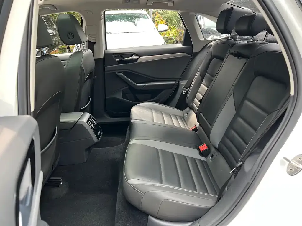 Volkswagen Sagitar 2021 из CN, фото 7