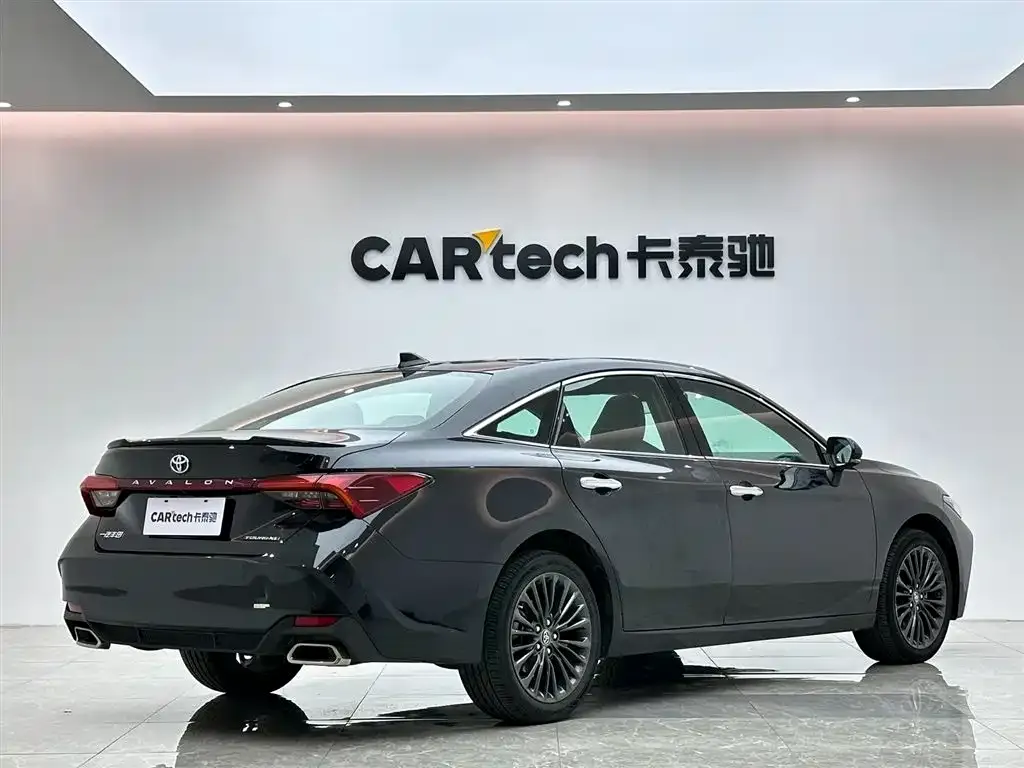 Toyota Avalon 2023 из CN, фото 9