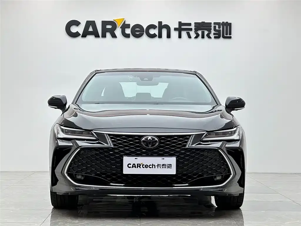 Toyota Avalon 2023 из CN, фото 2