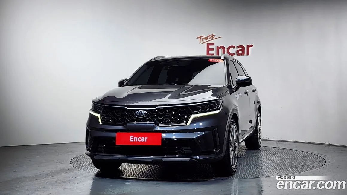 Kia Sorento — фото 5