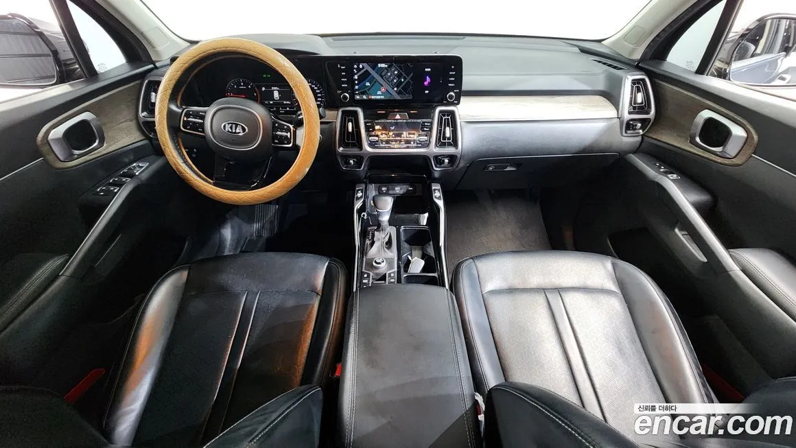 Kia Sorento — фото 4