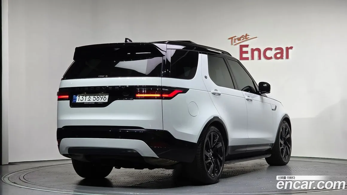 Land Rover Discovery 2023 из KR, фото 3
