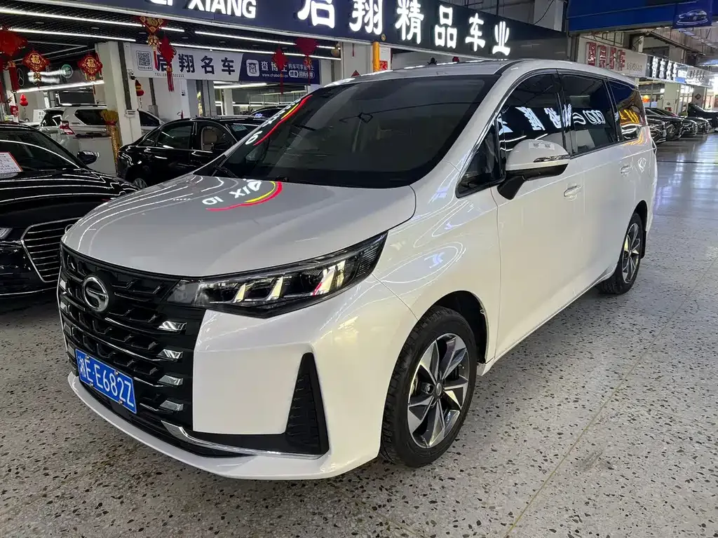 GAC Motor Trumpchi M6 — фото 1