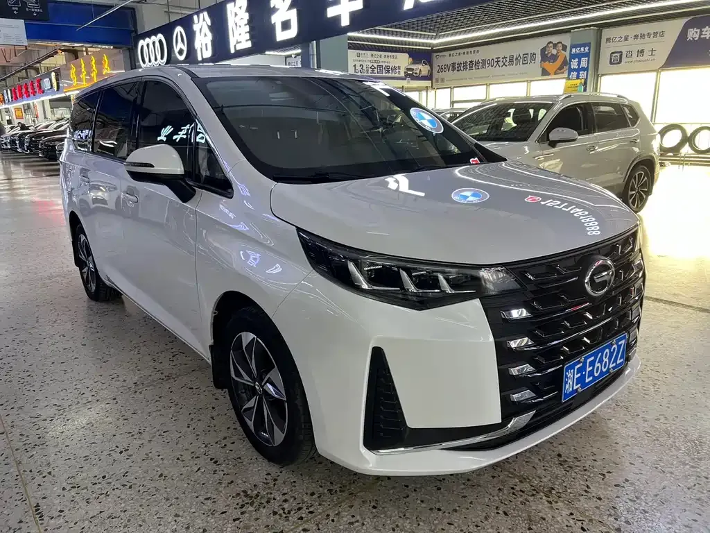 GAC Motor Trumpchi M6 — фото 8