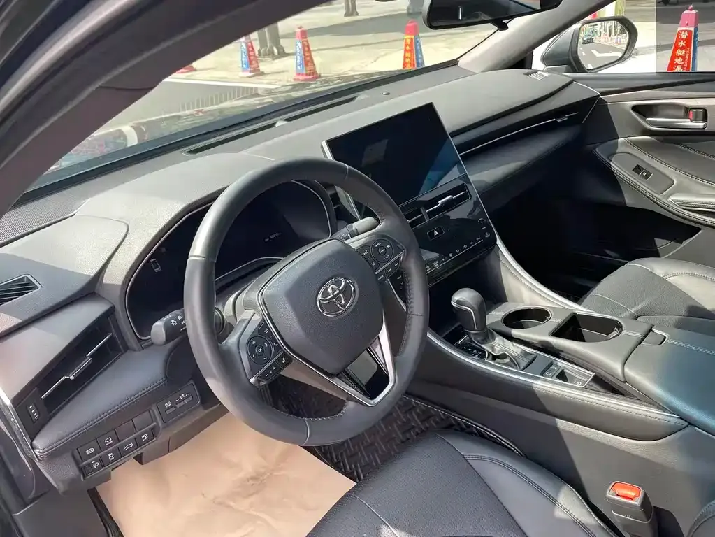 Toyota Avalon 2022 из CN, фото 3