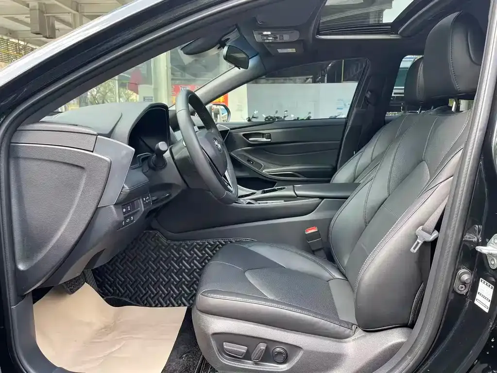 Toyota Avalon 2022 из CN, фото 8