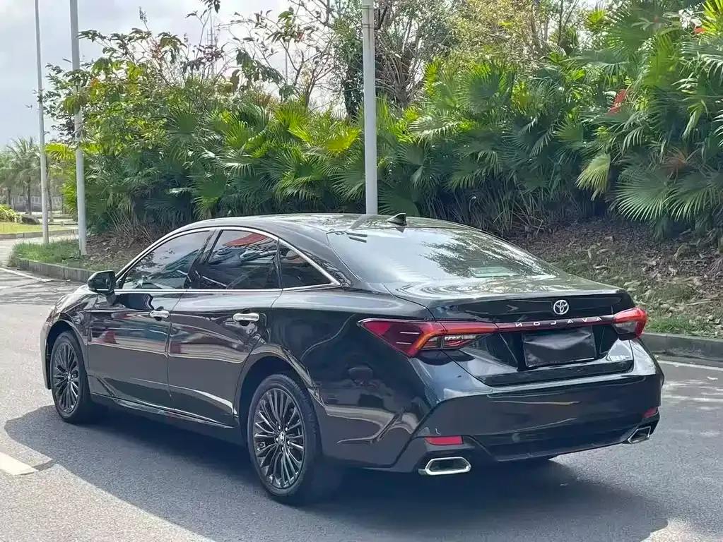 Toyota Avalon 2022 из CN, фото 9