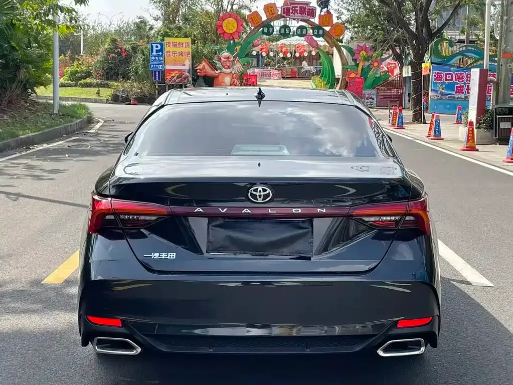 Toyota Avalon 2022 из CN, фото 10