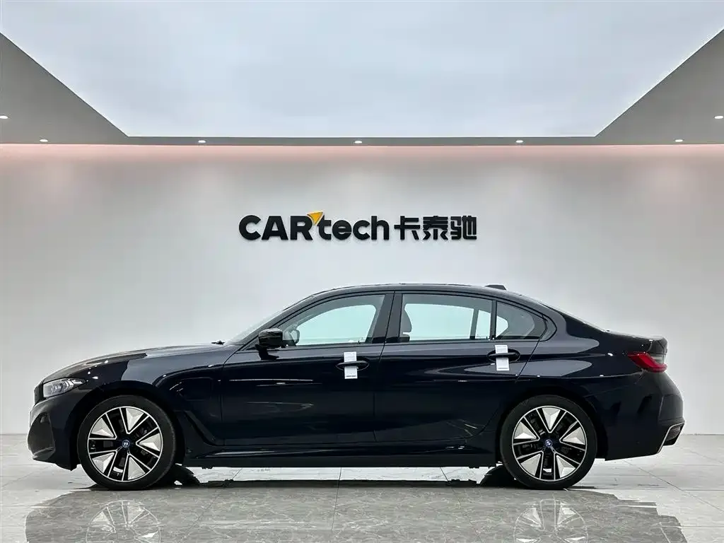 BMW i3 2024 из CN, фото 5