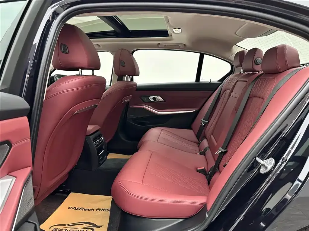 BMW i3 2024 из CN, фото 3