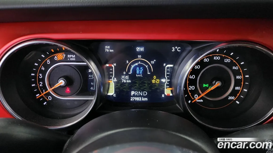 Jeep Wrangler 2023 из KR, фото 9