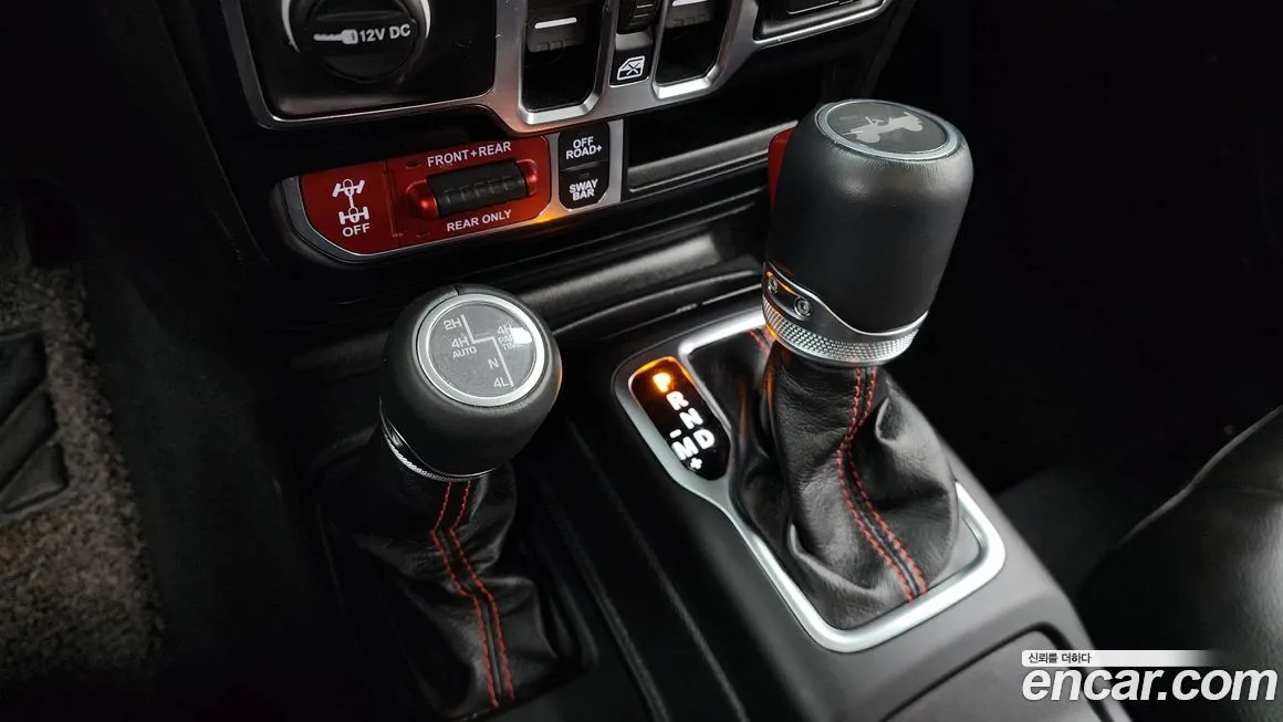 Jeep Wrangler 2023 из KR, фото 2