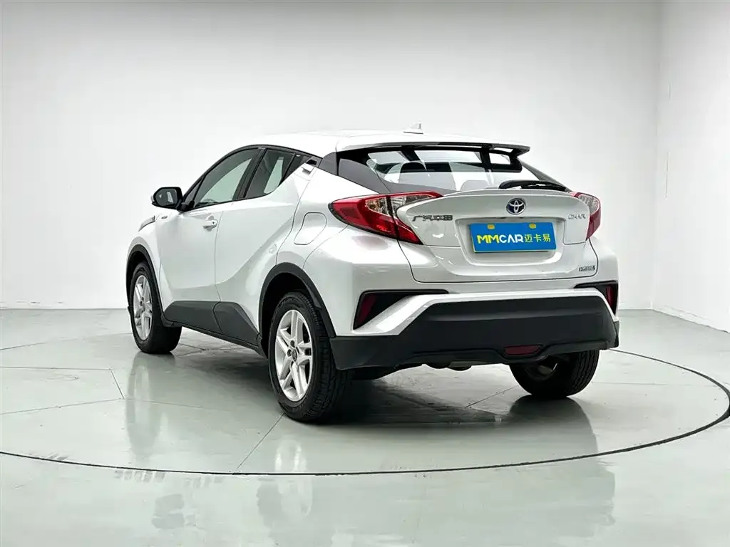 Toyota C-HR 2023 из CN, фото 4